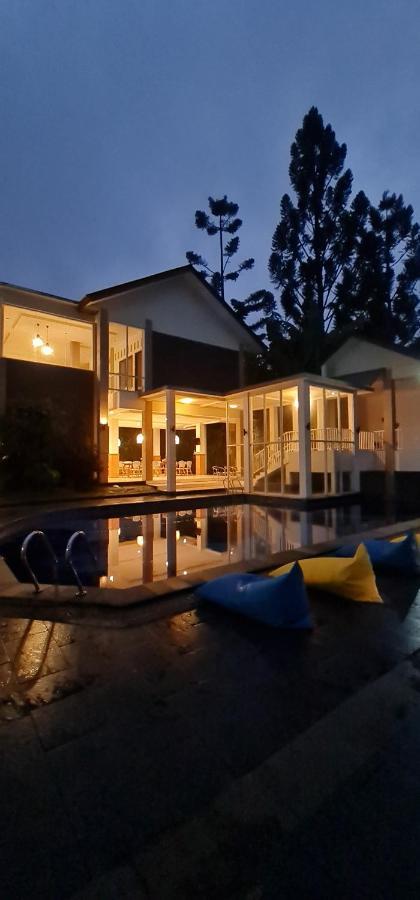 Villa Aurora 씨사루아 외부 사진