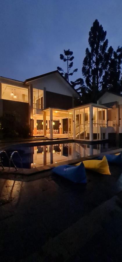 Villa Aurora 씨사루아 외부 사진
